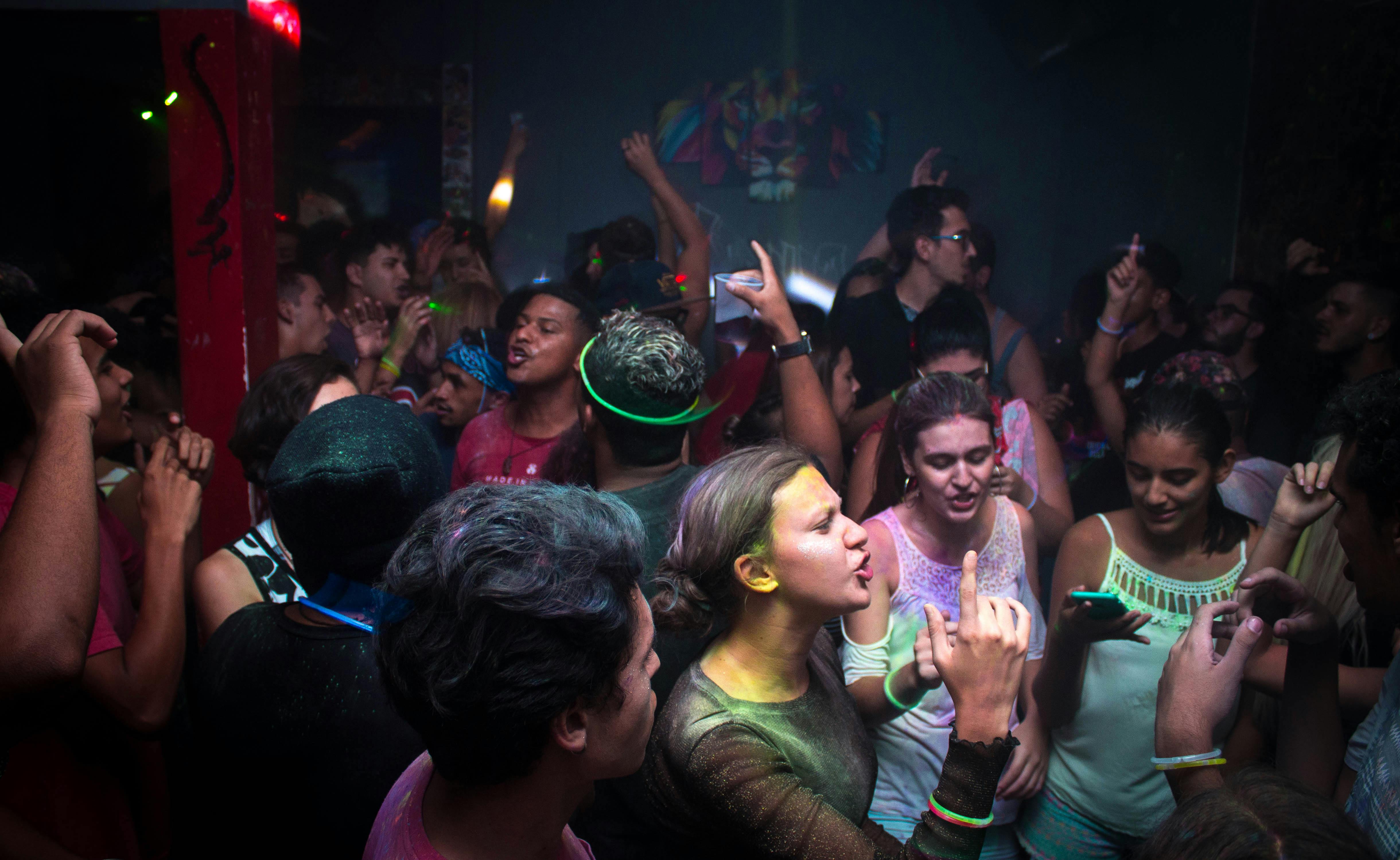 Temple Rave Dancing as Self Expression: Why Movement Is Central to Rave Culture ...